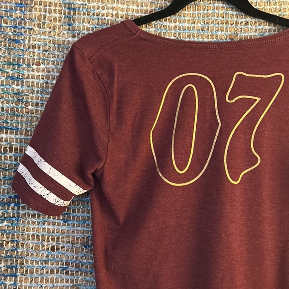 Harry Potter Gryffindor Tee Shirt - Picture 3 of 5